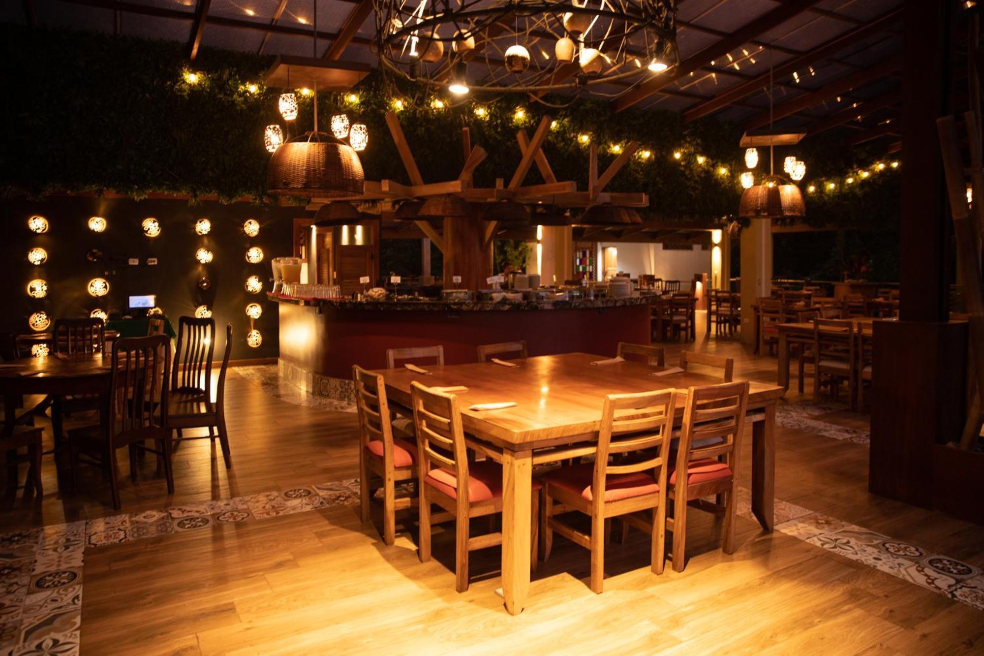托尔图格罗 发财树旅馆酒店 外观 照片